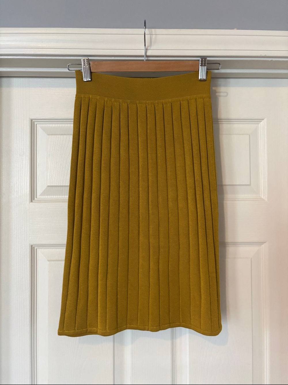 Like, Totally 80s Andrea Jovine Knit Midi Skirt in Mustard